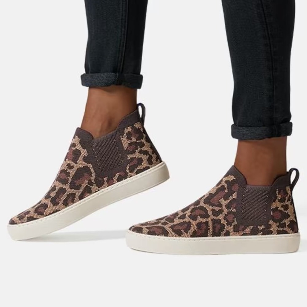 Rothy's Chelsea Wildcat Leopard Print Slip-On Ankle Sneaker Bootie Size 7.5